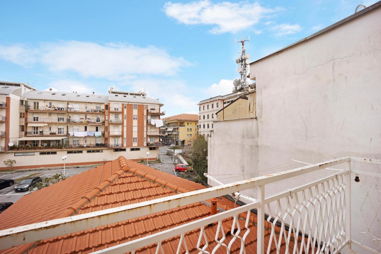 Ama Apartment Albenga Exterior photo
